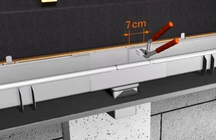 Repair of the drainage system for pitched roofs